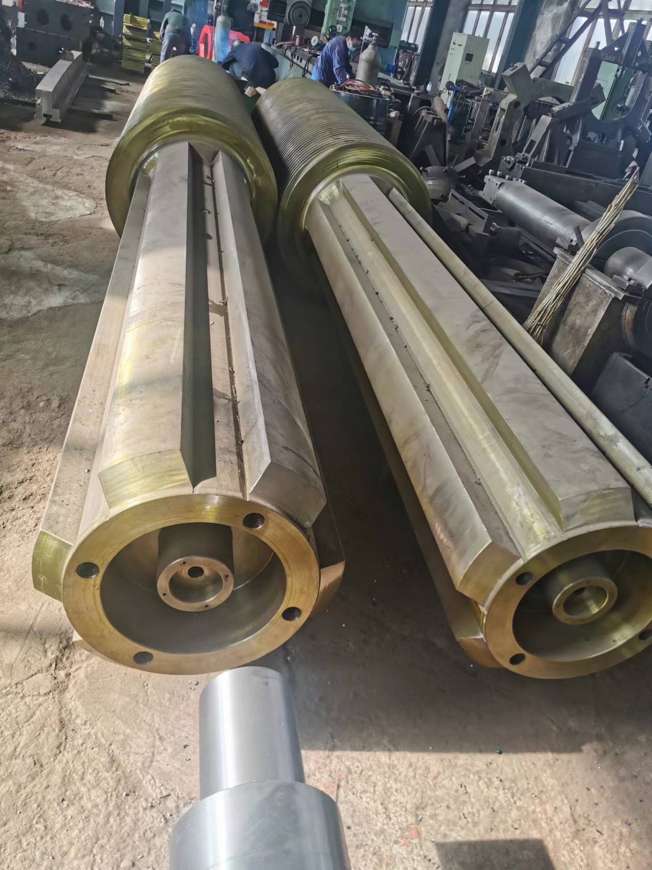 軋機(jī)絲桿.jpg